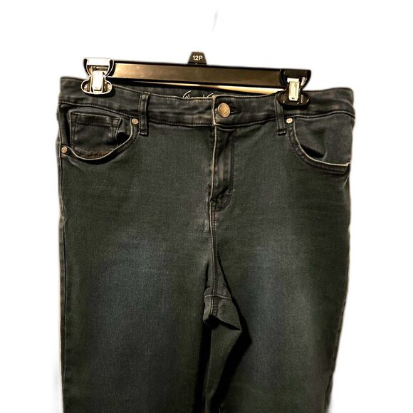 Gloria Vanderbilt Slimming Effect Jeans - Size 12 Short - Picture 4 of 5